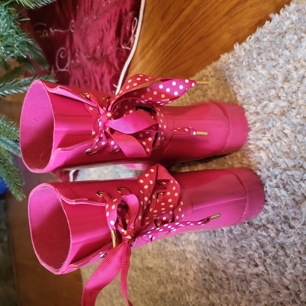 Rain boots